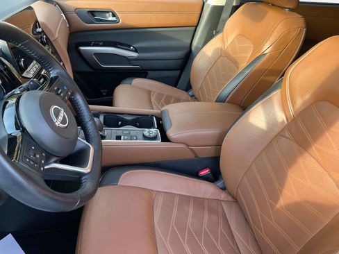 Certified 2023 Nissan Pathfinder Platinum w/ Lighting Package (N93) image 20