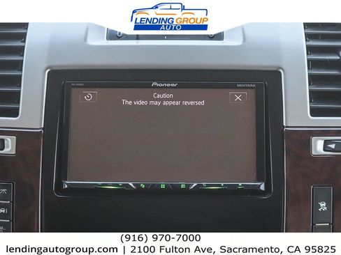 Used 2007 Cadillac Escalade AWD w/ Information Package image 13