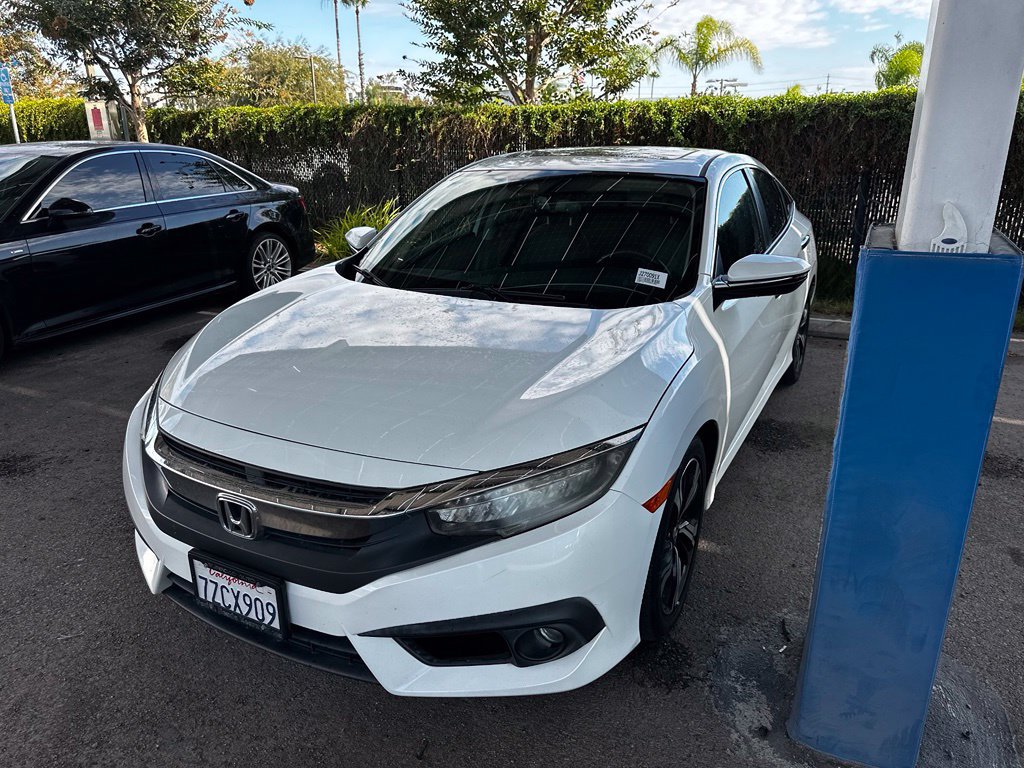 Used 2017 Honda Civic Touring image 15