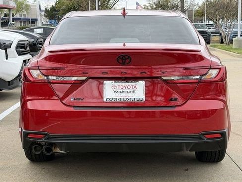 New 2026 Toyota Camry SE image 5