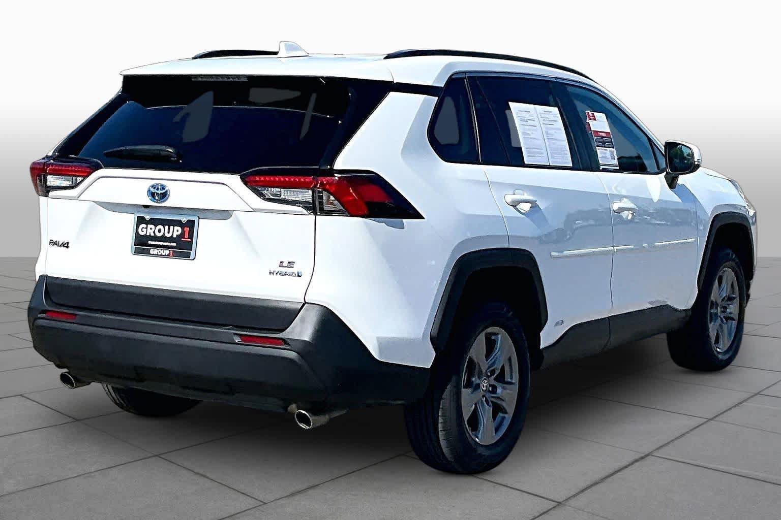 Certified 2024 Toyota RAV4 LE AWD/4WD image 12