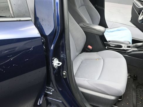 Used 2020 Toyota Corolla SE FWD image 17