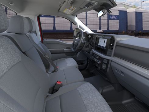New 2026 Ford F250 XLT w/ FX4 Off-Road Package AWD/4WD image 29