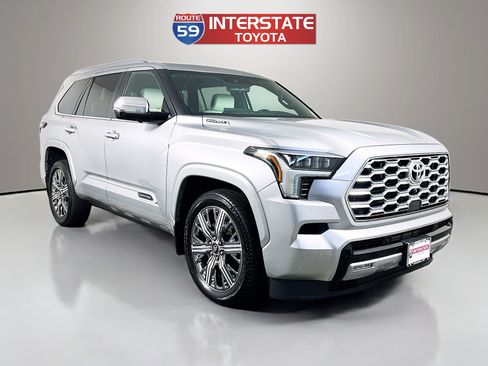 Used 2025 Toyota Sequoia Capstone AWD/4WD image 1