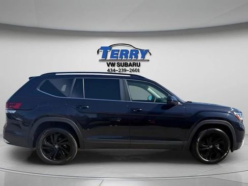 Used 2023 Volkswagen Atlas SE w/ Panoramic Sunroof Package image 1