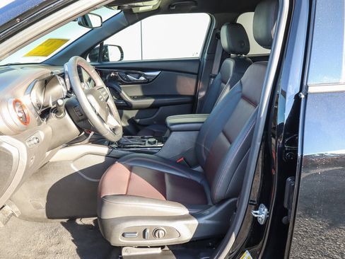 Used 2025 Chevrolet Blazer RS image 7