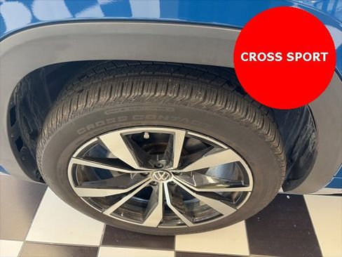 Certified 2025 Volkswagen Atlas Cross Sport SEL Premium R-Line image 6