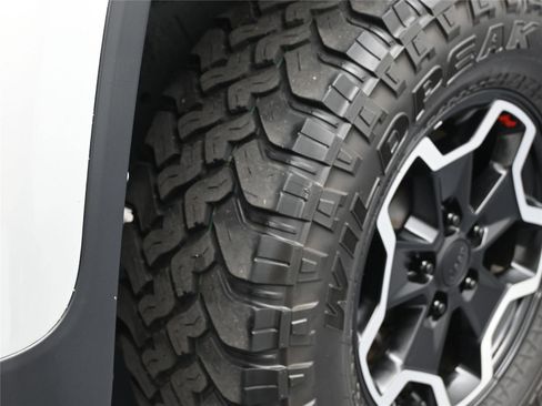 Used 2022 Jeep Gladiator Rubicon w/ Cold Weather Group image 20