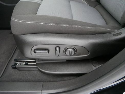 Certified 2023 Chevrolet Blazer LT w/ Convenience Package image 14