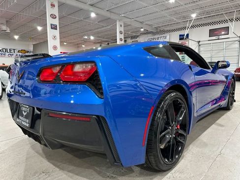 Used 2019 Chevrolet Corvette Stingray Coupe w/ 2LT Preferred Equipment Group RWD image 4
