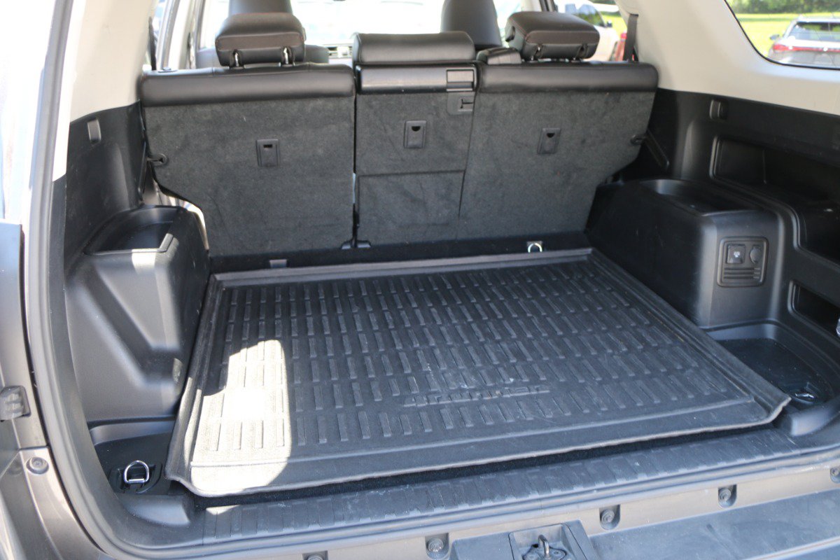 Used 2021 Toyota 4Runner Venture w/ Moonroof Package AWD/4WD image 31