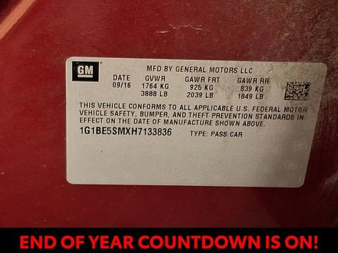 Used 2017 Chevrolet Cruze LT w/ Sun And Sound Package image 22