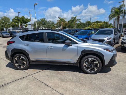Certified 2025 Subaru Crosstrek 2.5i Limited w/ Popular Package #3A AWD/4WD image 3