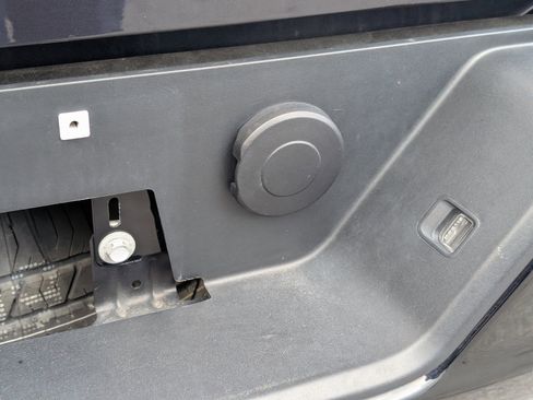 Used 2023 Chevrolet Silverado 1500 Custom Trail Boss image 33