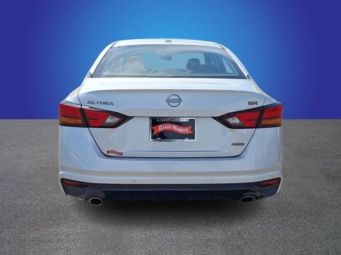 Used 2024 Nissan Altima 2.5 SR AWD/4WD image 6