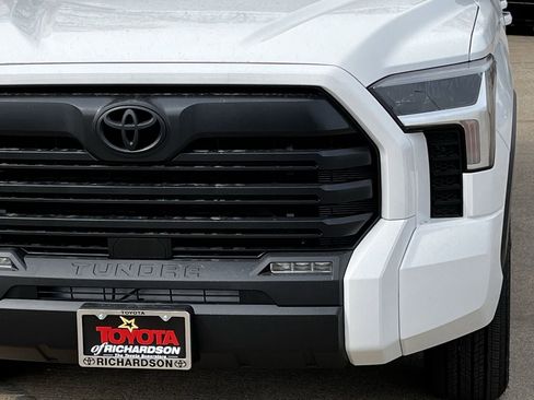 New 2026 Toyota Tundra SR5 image 8