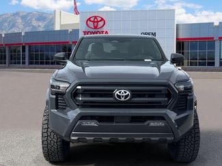 Used 2024 Toyota Tacoma SR5 AWD/4WD video 2