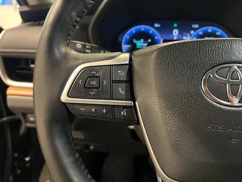 Used 2024 Toyota Grand Highlander Platinum AWD/4WD image 13