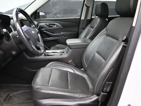 Used 2019 Chevrolet Traverse Premier w/ Redline Edition AWD/4WD image 12