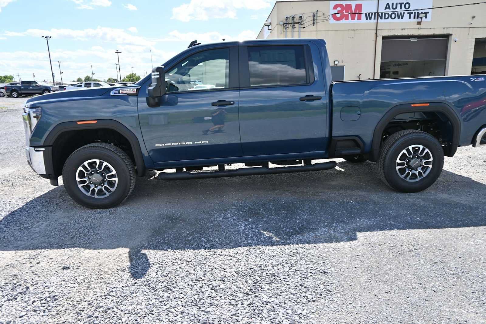 New 2026 GMC Sierra 3500 Pro w/ 1SA Pro Safety Plus Package AWD/4WD image 4
