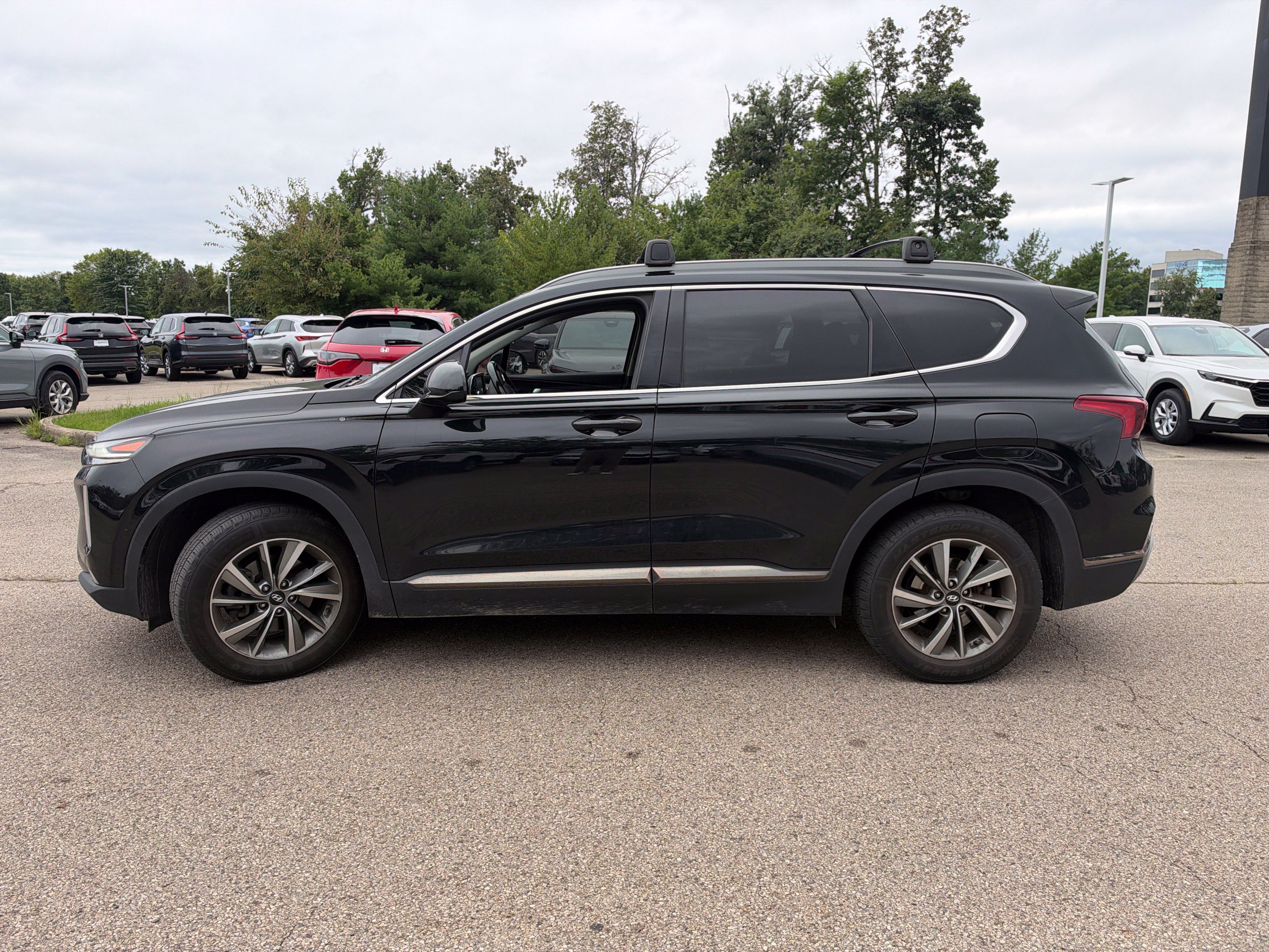 Used 2019 Hyundai Santa Fe SEL AWD/4WD image 8