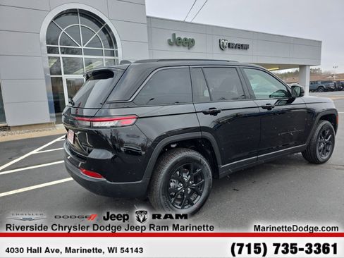 New 2026 Jeep Grand Cherokee Altitude AWD/4WD image 10