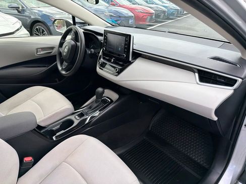 Used 2021 Toyota Corolla LE FWD image 9