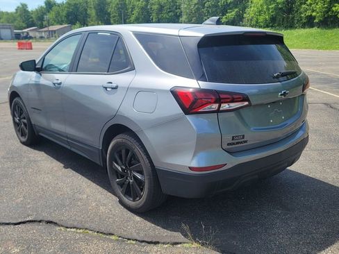 Used 2023 Chevrolet Equinox LS w/ LS Convenience Package AWD/4WD image 9