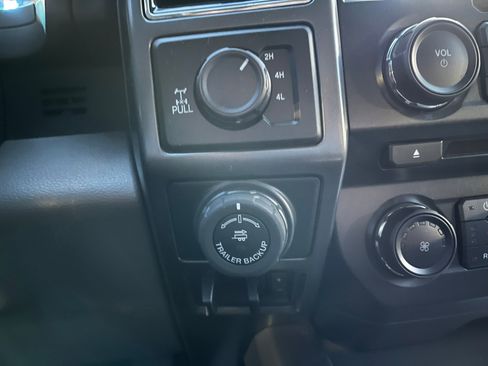 Used 2018 Ford F150 XLT w/ Equipment Group 302A Luxury image 24