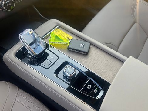 New 2026 Volvo XC90 B5 Plus image 12