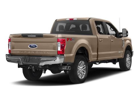 Used 2017 Ford F250 Lariat w/ Lariat Value Package AWD/4WD image 3