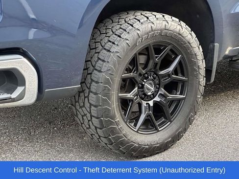 Used 2021 Chevrolet Silverado 1500 LTZ w/ LTZ Premium Package image 31