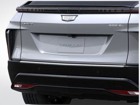 New 2026 Cadillac Lyriq Premium Luxury w/ LPO, Floor Liner Package image 15