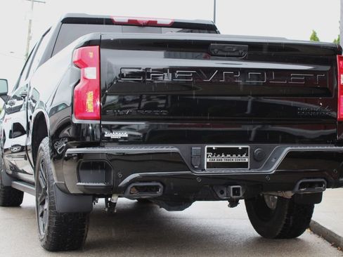 Used 2025 Chevrolet Silverado 1500 High Country w/ Midnight Edition AWD/4WD image 5