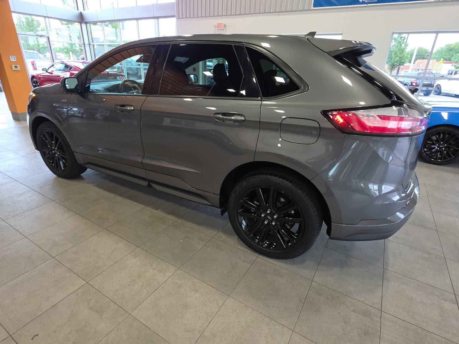 Used 2024 Ford Edge ST-Line AWD/4WD image 11