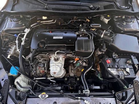 Used 2016 Honda Accord LX image 26
