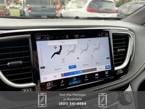 New 2026 Chrysler Pacifica Select w/ S Appearance Package image 17