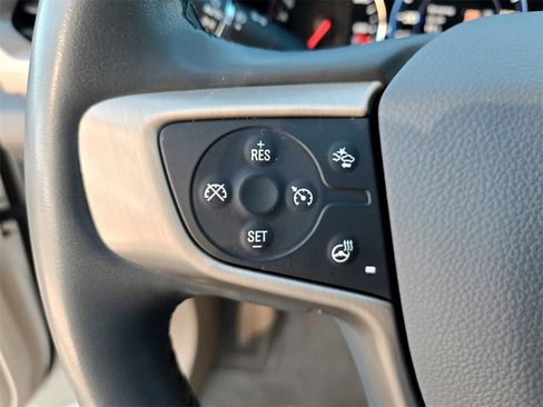 Used 2023 GMC Acadia Denali image 15