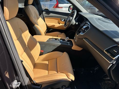 Used 2025 Volvo XC90 B5 Ultra w/ Protection Package AWD/4WD image 46