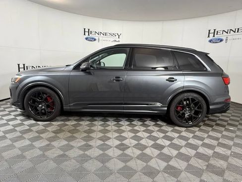 Used 2025 Audi SQ7 Prestige AWD/4WD image 3
