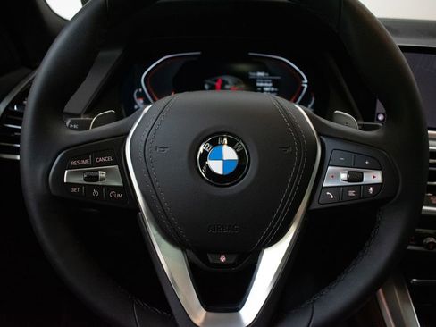 Used 2022 BMW X5 xDrive40i w/ Premium Package AWD/4WD image 11