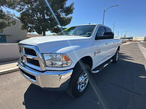 Used 2018 RAM 2500 SLT AWD/4WD image 10