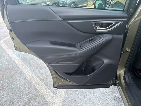 Used 2022 Subaru Forester Premium image 37