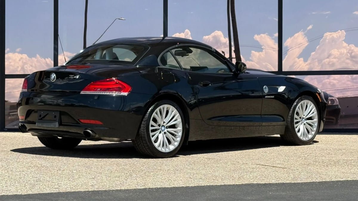 Used 2012 BMW Z4 sDrive35i RWD image 21