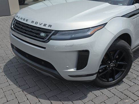 Certified 2025 Land Rover Range Rover Evoque S image 11