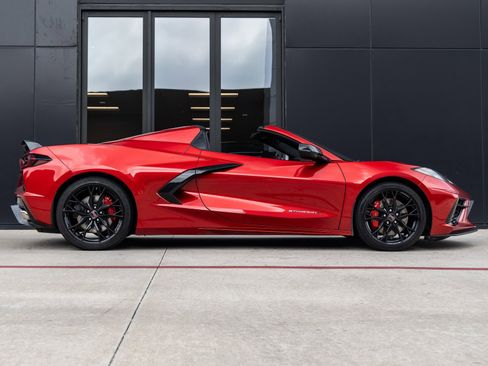 Used 2023 Chevrolet Corvette Stingray Preferred Conv w/ Z51 Performance Package image 11