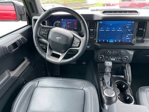 Used 2021 Ford Bronco First Edition AWD/4WD image 8