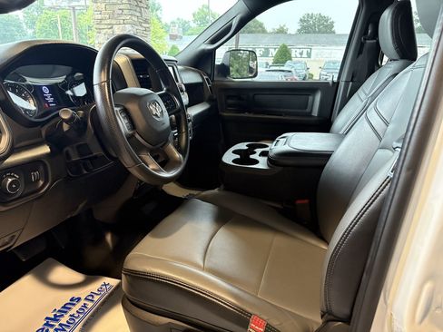 Used 2021 RAM 2500 Tradesman w/ Chrome Appearance Group AWD/4WD image 2