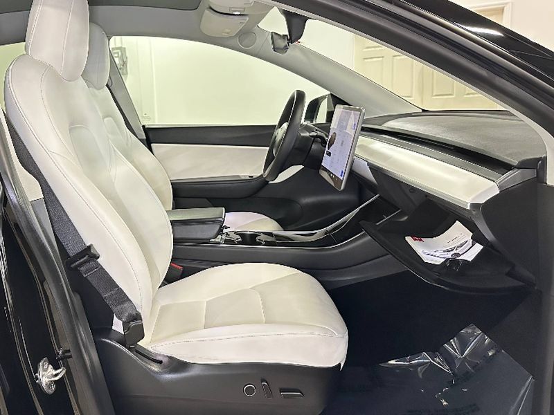 Used 2021 Tesla Model Y Long Range AWD/4WD image 22