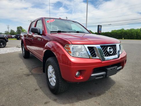 Used 2018 Nissan Frontier SV w/ Value Truck Package AWD/4WD image 22